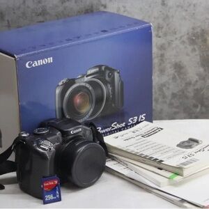 Canon PowerShot S3 IS Digital Camera - Black